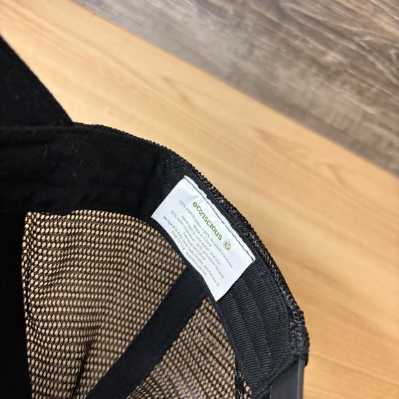 Wisconsin Hat Cap Snap Back Black Oh My Gosh Funny Adjustable - Picture 8 of 9